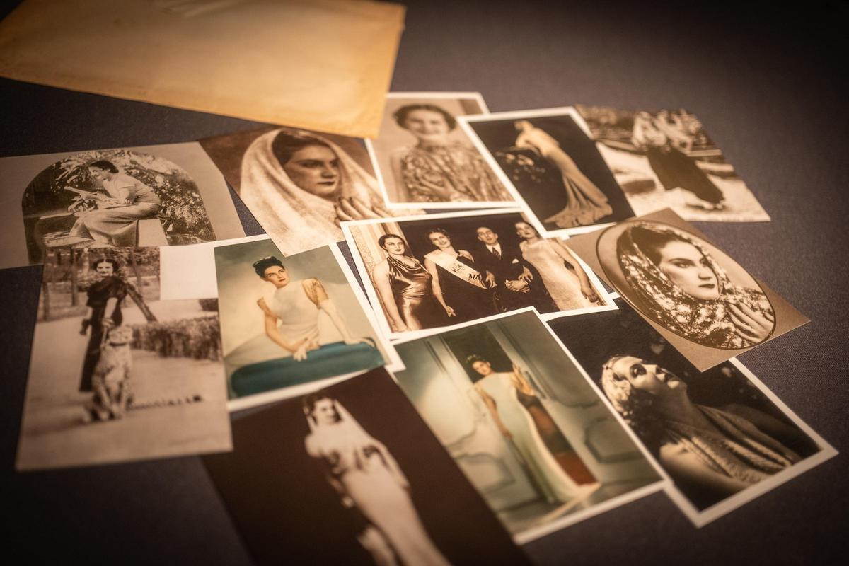 Varias de las fotografías de la colección de Camilo González Naranjo, adquiridas en 1982.