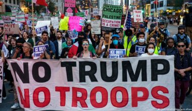 Suprema bloquea despliegue de la Guardia Nacional en Chicago – DW – 24/12/2025