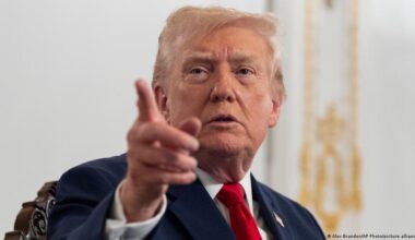 Trump ve "buenas posibilidades" de acuerdo Rusia-Ucrania – DW – 30/11/2025