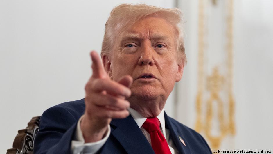 Trump ve "buenas posibilidades" de acuerdo Rusia-Ucrania – DW – 30/11/2025