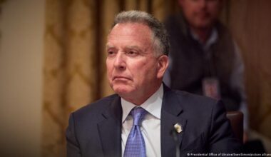 EE.UU. y Ucrania discuten garantías de paz posconflicto – DW – 21/12/2025