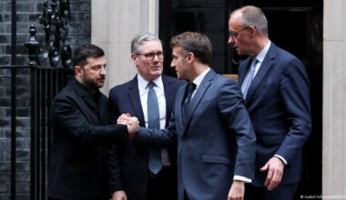 Alemania, Reino Unido y Francia respaldan a Zelenski – DW – 08/12/2025