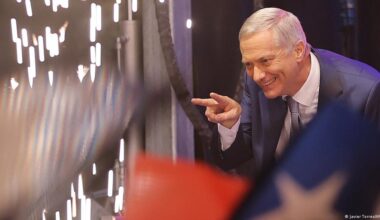 Kast viajará a Ecuador y Perú para "fortalecer coordinación" – DW – 22/12/2025