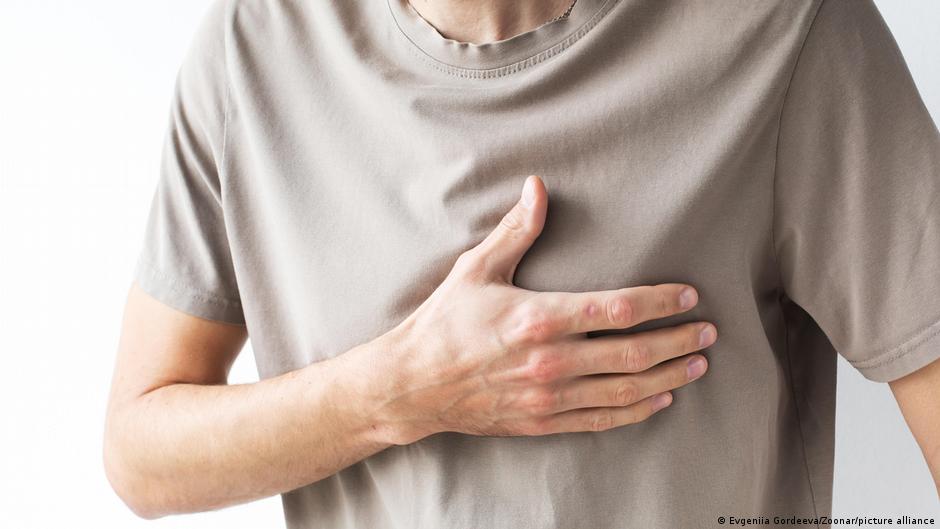 Infarto nocturno causa menos daño cardíaco, revela estudio – DW – 18/12/2025