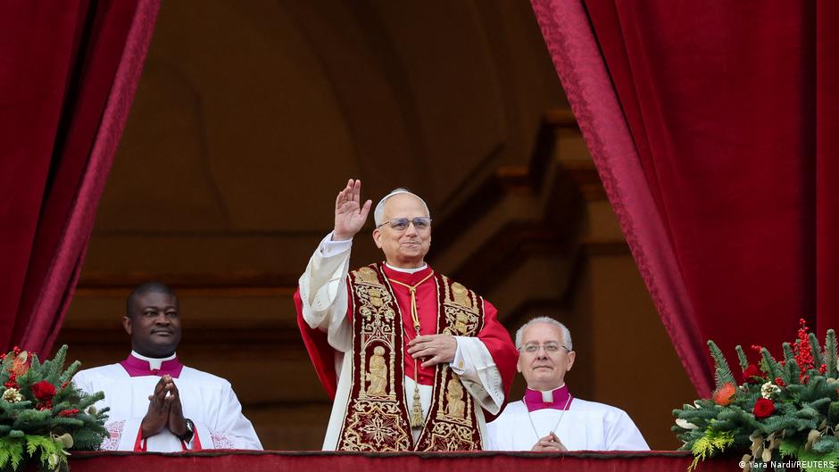 Los conflictos, en el primer 'Urbi et Orbi' de León XIV – DW – 25/12/2025