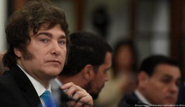 Milei celebra la aprobación de su presupuesto para 2026 – DW – 27/12/2025