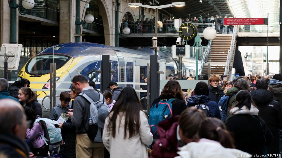 Eurostar restablece el tráfico en el Eurotúnel – DW – 31/12/2025