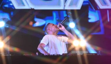 un juzgado de Barcelona investiga al cantante por estafa y delitos contra la propiedad intelectual