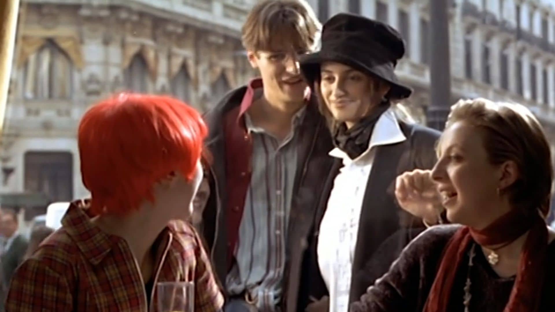 MÁS QUE AMOR, FRENESÍ