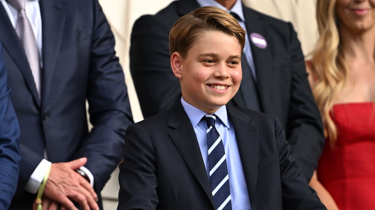 el hijo mayor de los príncipes de Gales logra que se agote su jersey rojo en segundos