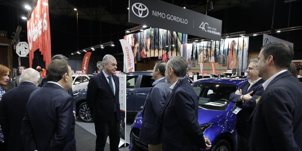 El Salón del Motor inaugura su XV edición tras su aplazamiento obligado por el temporal en Sevilla
