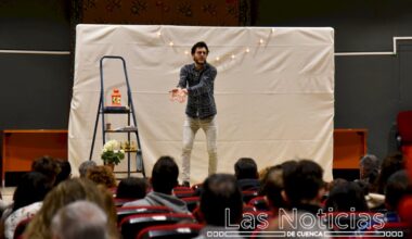 Ángel Onza llena Aguirre de imaginación y cuentos compartidos