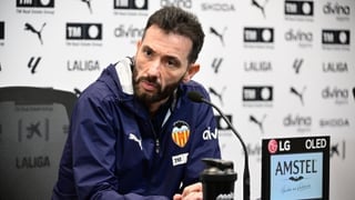 Corberán y el mercado de fichajes: "Siempre he hablado con Ron, no hay cambio en la forma de comunicarme"