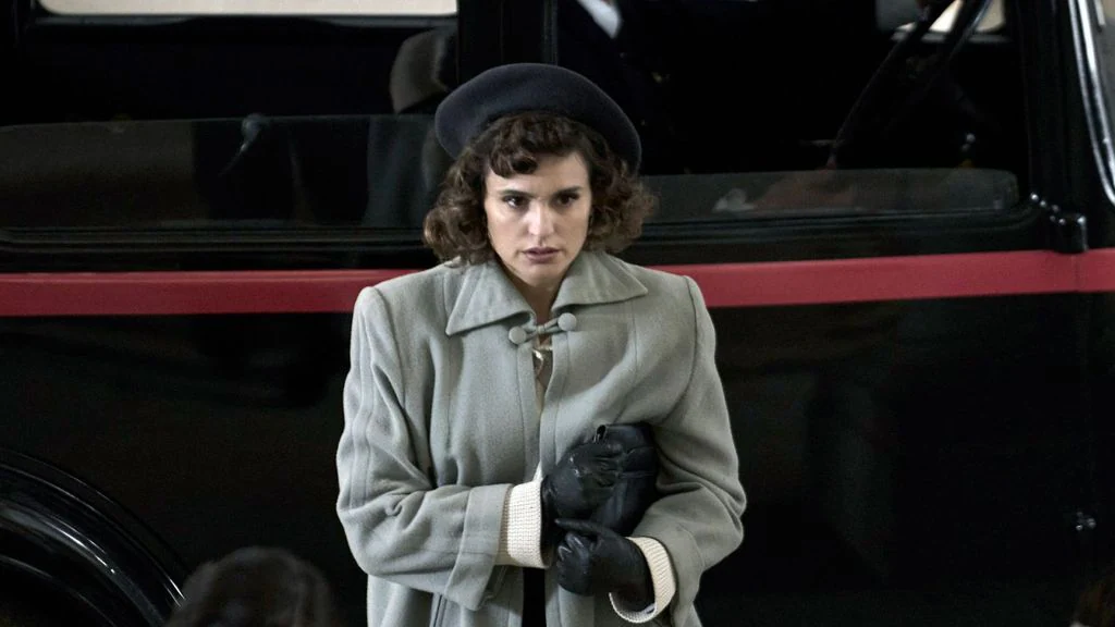 Verónica Echegui es Amparo Priego en 'Los pacientes del doctor García'