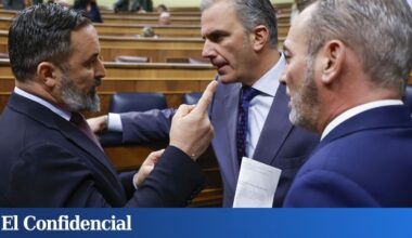 Abascal fulmina a Ortega Smith de la ejecutiva de Vox y continúa con la purga interna