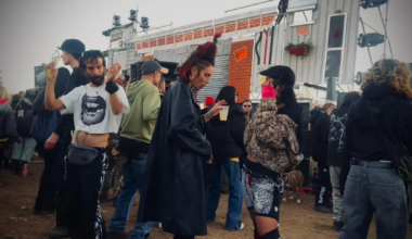 La Guardia Civil frustra una rave ilegal cerca de Hellín con 1.000 vehículos llegados desde Francia o Dinamarca