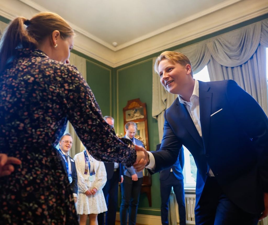 Imágenes de archivo tomadas durante actos oficiales del príncipe Sverre