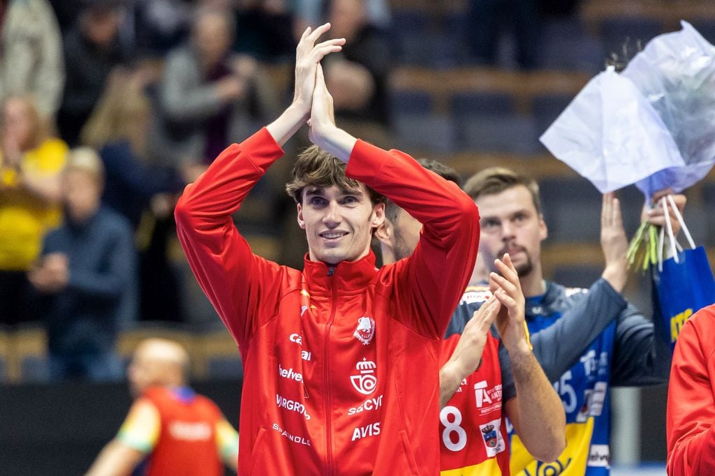 Pablo Urdangarin en su debut con la selección nacional española de balonmano 