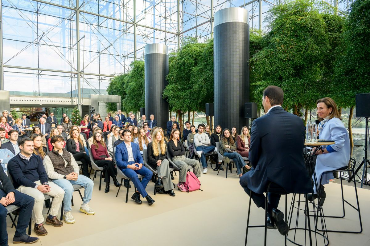 Ana Botín y Rafa Nadal animan a los jóvenes a seguir aprendiendo para afrontar los desafíos del futuro | Líder en Información Social