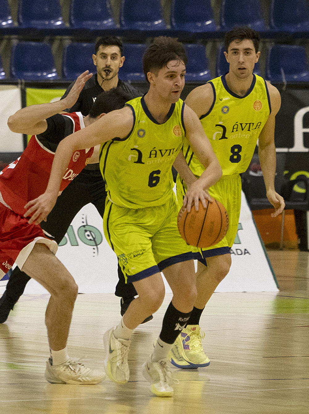 El Hotel 4Postes Ávila Auténtica El Bulevar fue siempre por detrás en el marcador y no tuvo capacidad de reacción ante el Universidad de Deusto