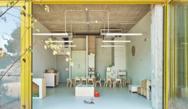 Los colegios en la arquitectura moderna: cuando el diseño de vanguardia va a clase