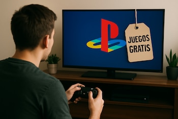 Un joven juega frente al