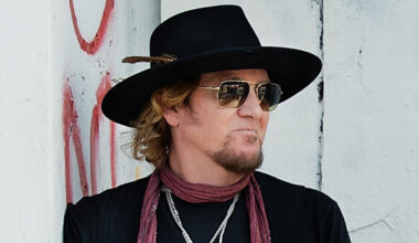 Entrevista a Adrian Smith (Smith/Kotzen): “Queremos conectar con la gente de la manera más directa posible”