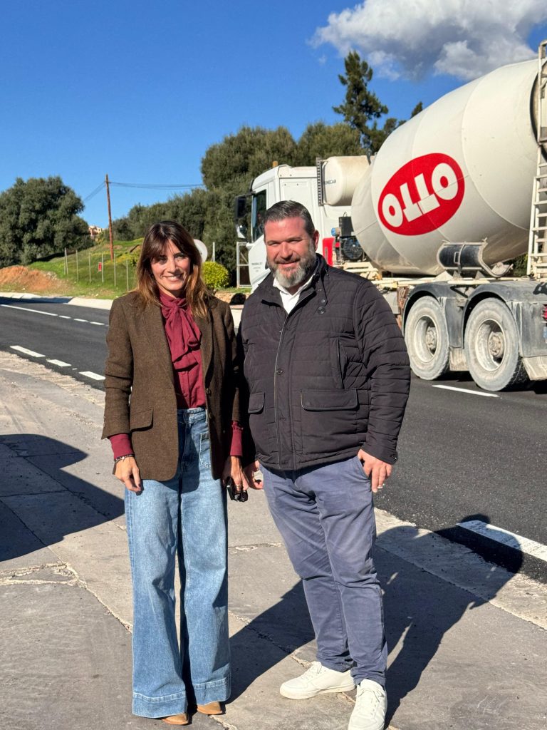 El Ayuntamiento de Mijas finaliza las labores de reasfaltado de firme deteriorado en el Camino de Coín por el constante tráfico pesado – Ayuntamiento de Mijas