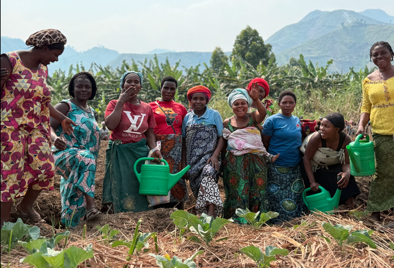 Mujeres en un campo