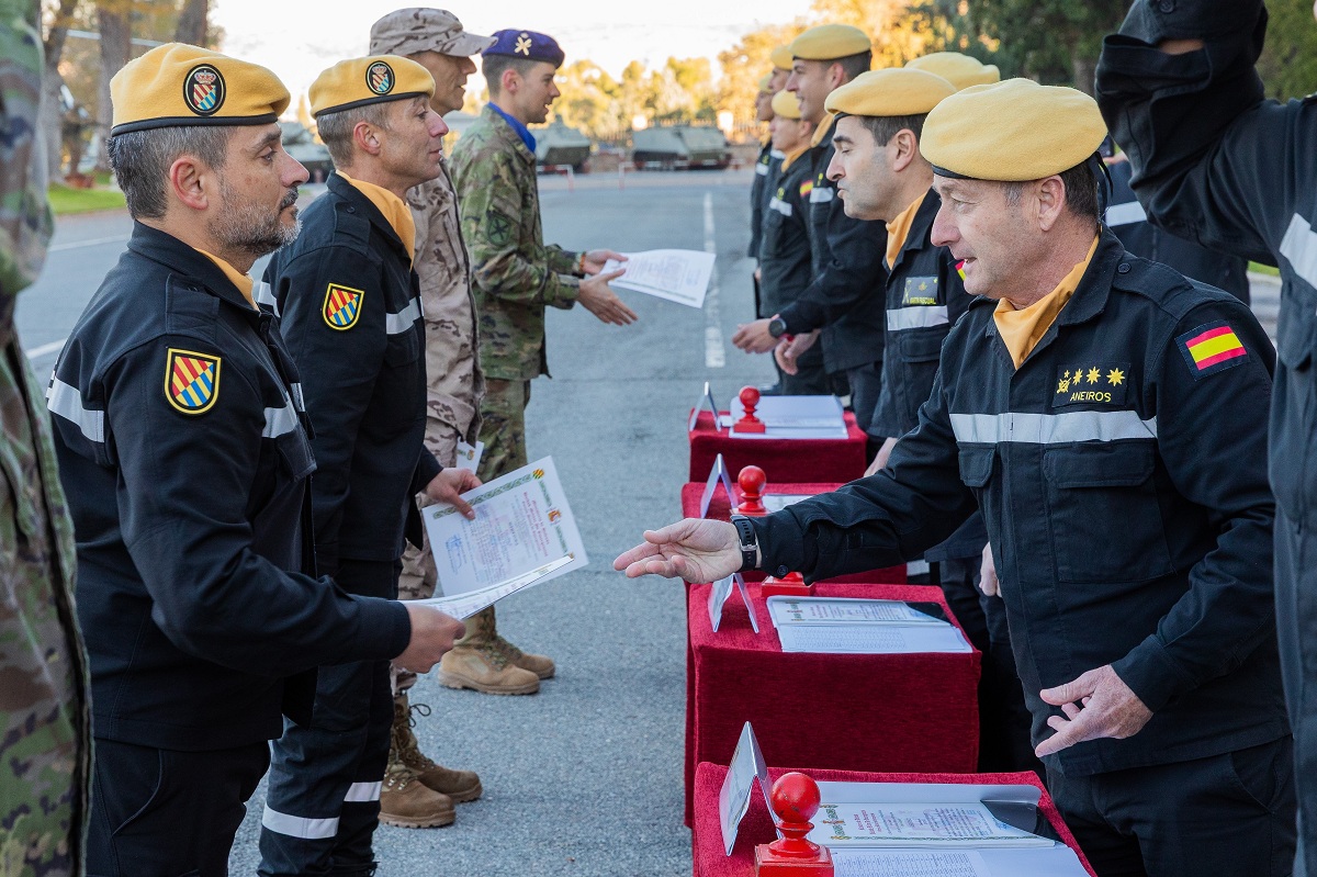La Escuela Militar de Emergencias finaliza una nueva edición del Curso Básico con más de 400 alumnos formados