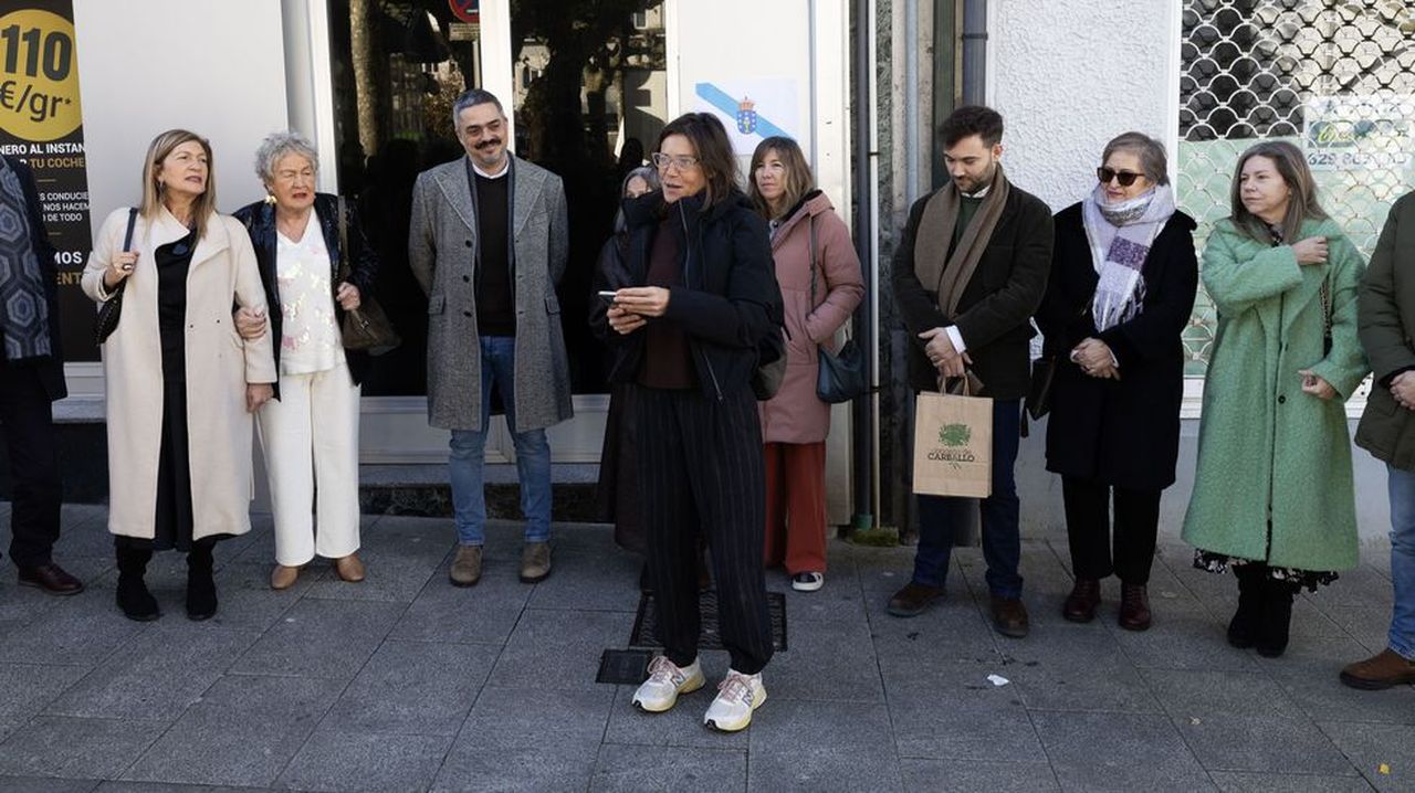Facal, «escultor de talla mundial», recibe el homenaje debido en Carballo