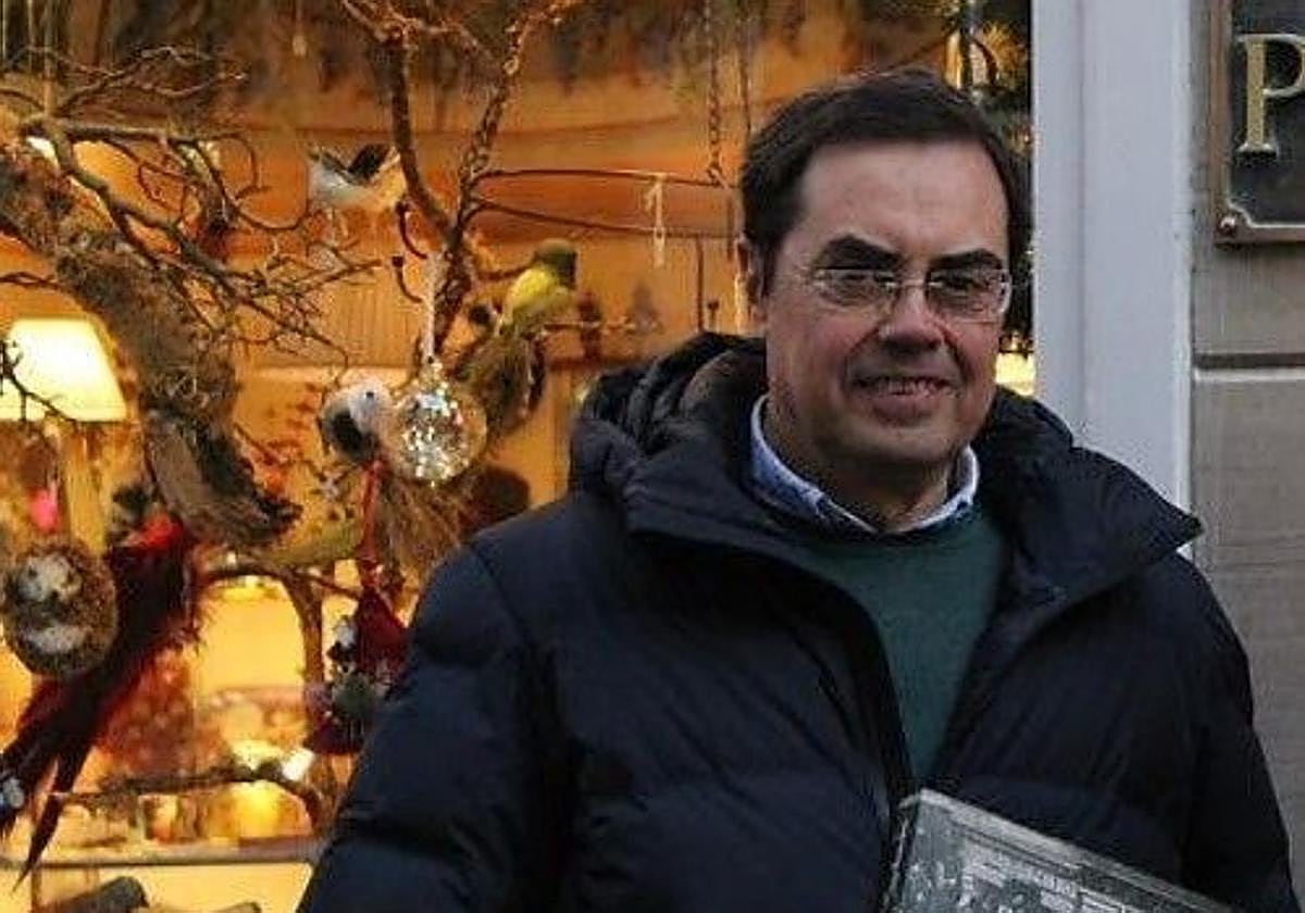 César Pombo cierra la cátedra Casado Soto con fotografía y memoria del Santander de los 50 y 60