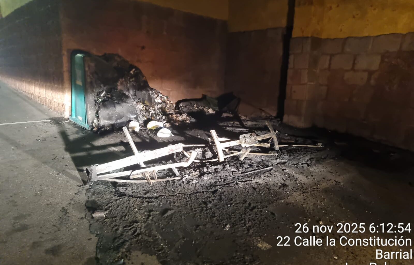 La Policía Local de Gáldar detiene al presunto autor de la quema de contenedores en Barrial