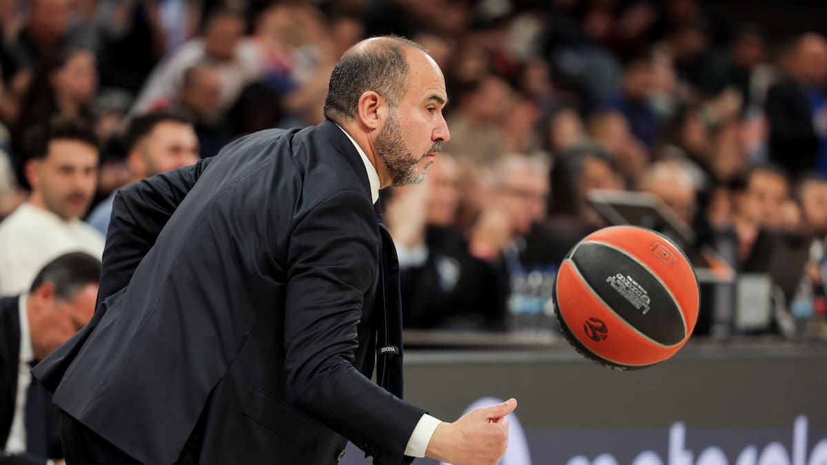 Chus Mateo, un seleccionador diferente: "No estoy dispuesto a perder a mi familia y amigos por el hecho de ser entrenador" | Baloncesto