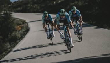 Dentro de la concentración del equipo Decathlon