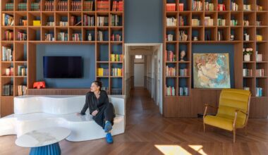 Una villa señorial de 1923 se transforma en la casa moderna de una pareja que ha optado por abandonar el centro de la ciudad: “Queremos que respire como entonces, pero que también hable de nosotros”