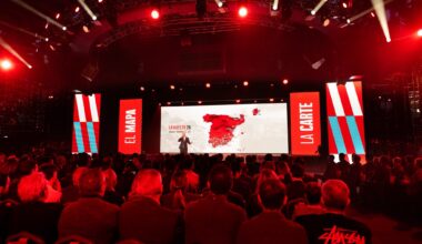 La Vuelta 26: Punto de unión entre Morientes, Bartolo, Clinton y Armstrong (Neil)