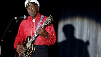 La actitud distante de Chuck