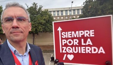 Dimite Javier Izquierdo, miembro de la Ejecutiva del PSOE, en medio de los escándalos por acoso sexual