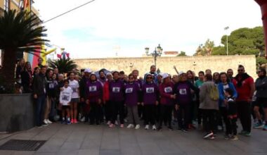 Una marea morada recorre las calles de Burjassot en la XV Volta a Peu contra la Violencia de Género – Ajuntament de Burjassot