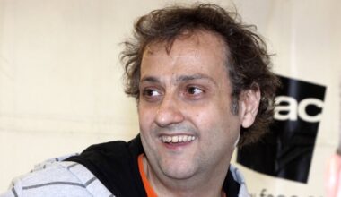 Albert Espinosa anuncia que vuelve a tener un tumor: «He de vivir otro capítulo de Pulseras rojas dentro de mí»