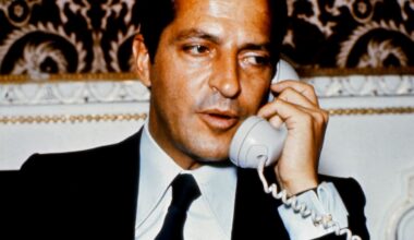 La víctima que sufrió supuestos abusos sexuales por parte de Adolfo Suárez, a la SER: "Se llevó el secreto a la tumba, pero yo no lo haré" | Sociedad