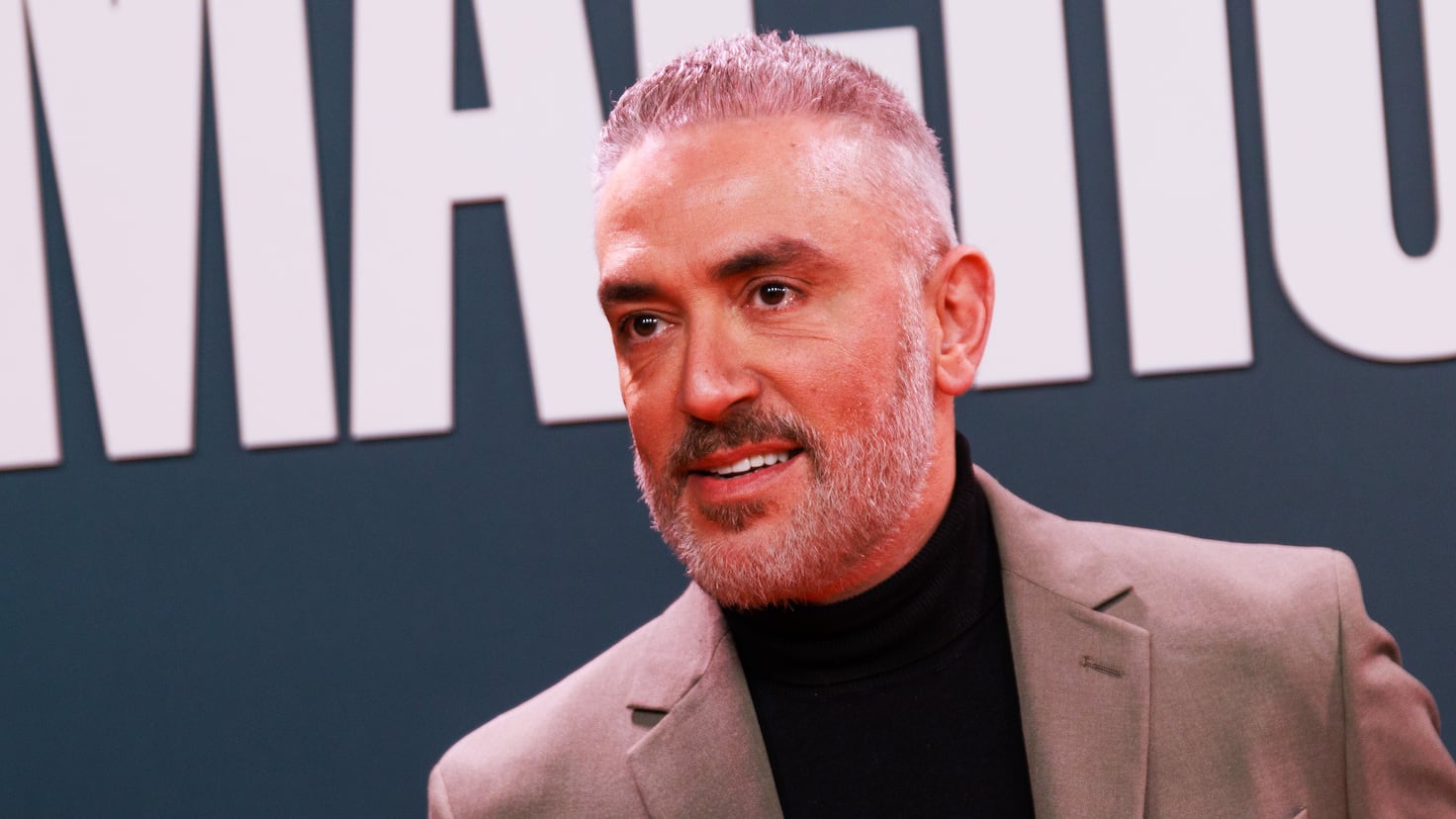 Fran Antón, marido de Kiko Hernández, se encadena en Melilla e inicia una huelga de hambre: “No puedo aguantar más”