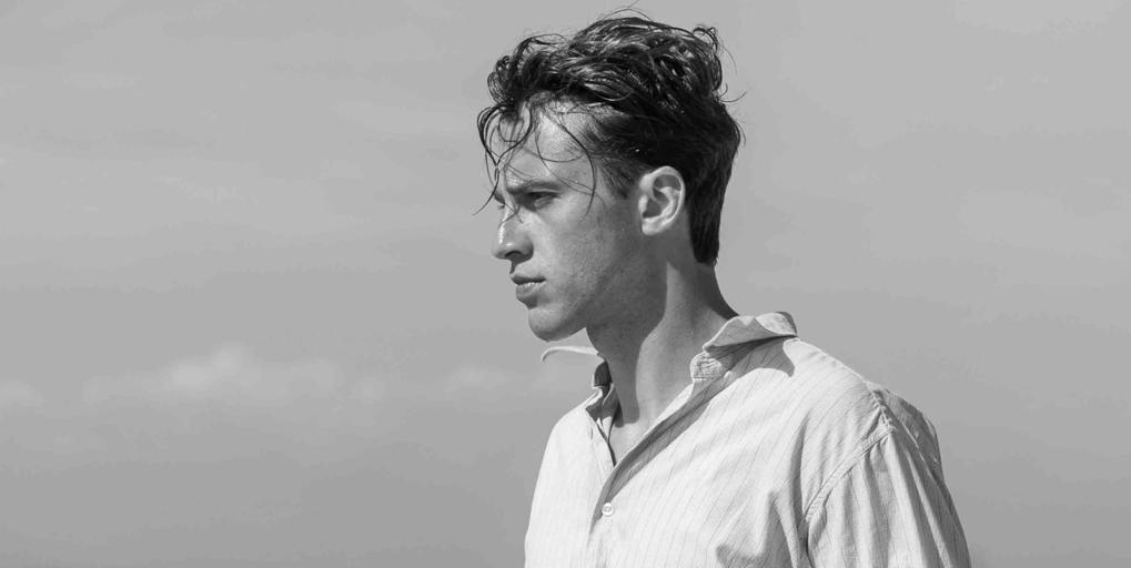 «Todos nos identificamos alguna vez con el protagonista de 'El extranjero' cuando pensamos que nada tiene sentido»