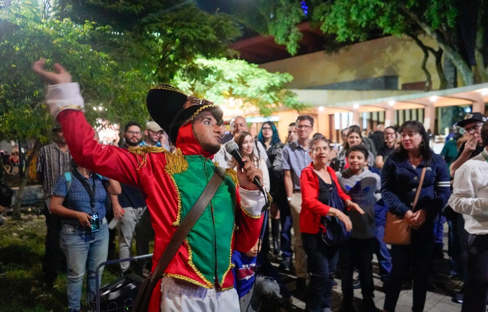 La Navidad iluminó el Centro de Medellín