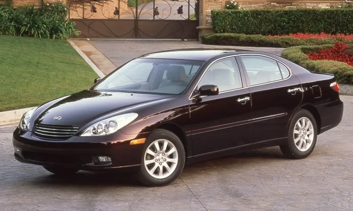 Lexus ES 300 fourth