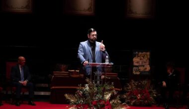 El Ayuntamiento de Dos Hermanas otorga la Medalla de Oro de la Ciudad y el nombramiento como Hijo Predilecto a Manu Sánchez