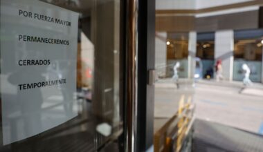 Detienen al anestesista y a la propietaria de la clínica dental de Alzira en la que murió una niña de 6 años | Sociedad