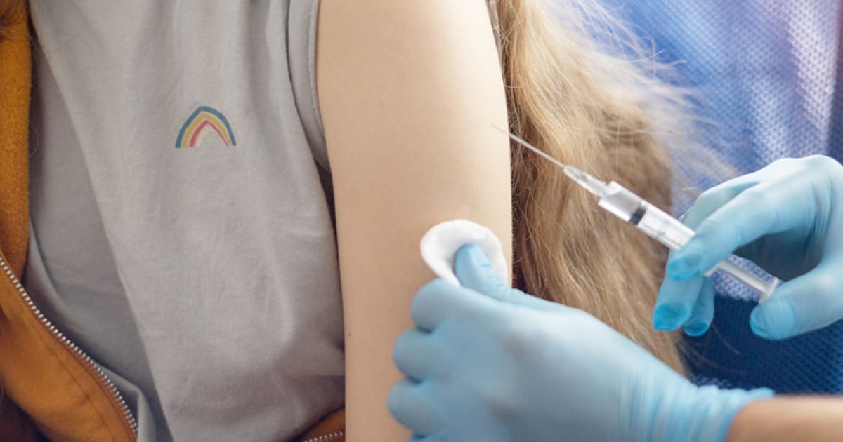 Un estudio sobre millones de personas confirmó que la vacuna del papiloma previene el cáncer – La 100