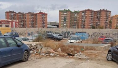 Cárcel para tres jóvenes acusados de violar por turnos a una chica de 18 años en Málaga | Sociedad